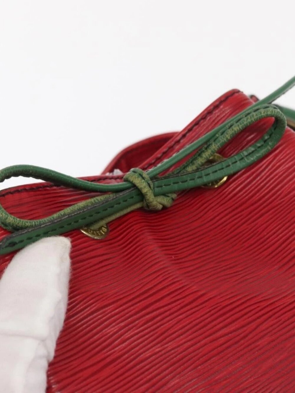 LOUIS VUITTON Epi Petit Noe Shoulder Bag Bicolor Green Red LV Auth ka2062 - Picture 10 of 16